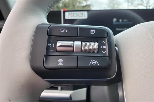 new 2025 Hyundai Santa Fe car, priced at $35,734