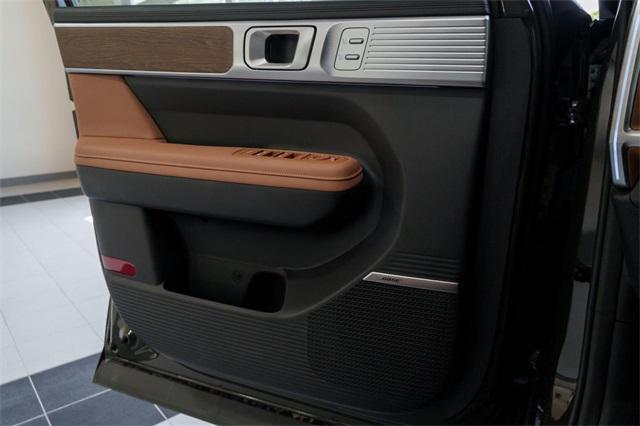 new 2025 Hyundai Santa Fe car, priced at $42,428