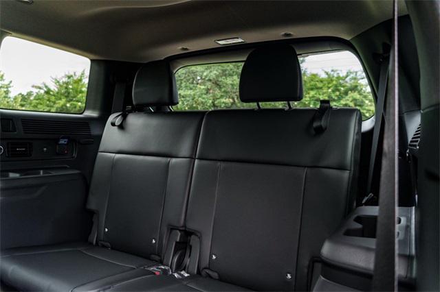 new 2025 Hyundai Santa Fe car, priced at $42,670