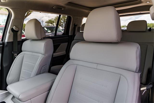 new 2025 Hyundai SANTA FE HEV car, priced at $46,404