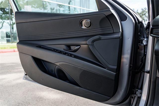 new 2025 Hyundai Elantra car, priced at $23,748