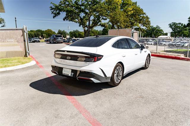 new 2025 Hyundai Sonata Hybrid car, priced at $38,070