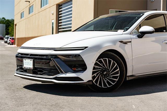 new 2025 Hyundai Sonata Hybrid car, priced at $38,070