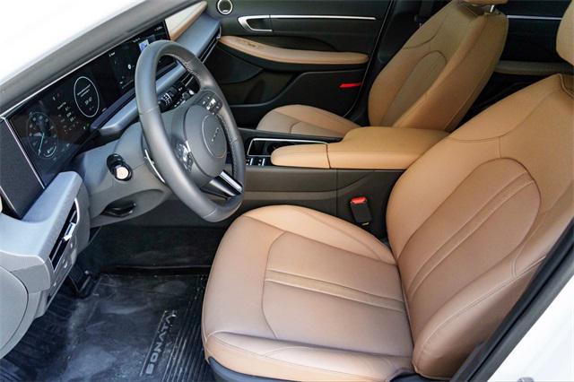 new 2025 Hyundai Sonata Hybrid car, priced at $38,070