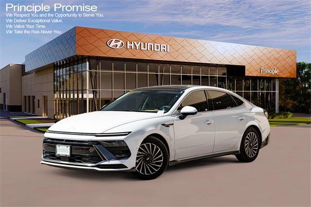 new 2025 Hyundai Sonata Hybrid car, priced at $38,070