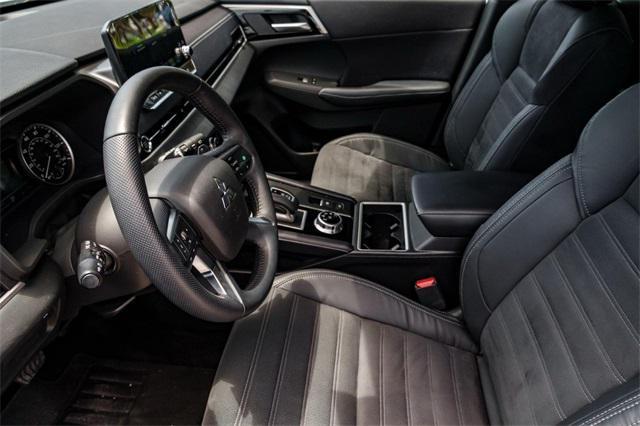 used 2023 Mitsubishi Outlander car, priced at $25,000