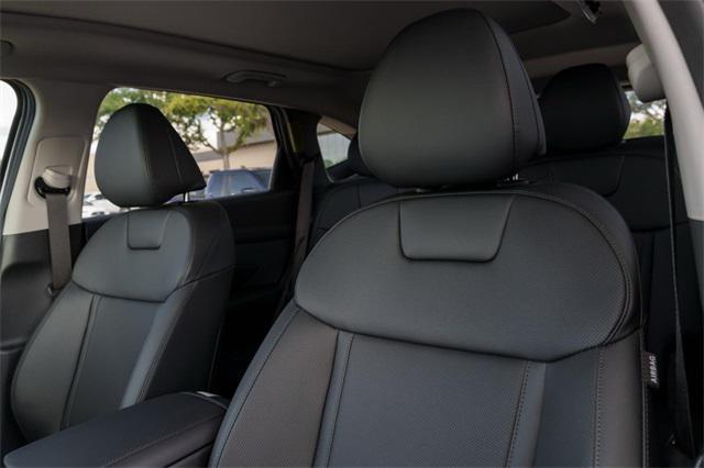new 2025 Hyundai TUCSON Hybrid car, priced at $35,888