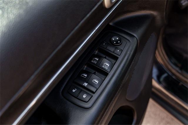used 2018 Jeep Grand Cherokee car, priced at $18,737