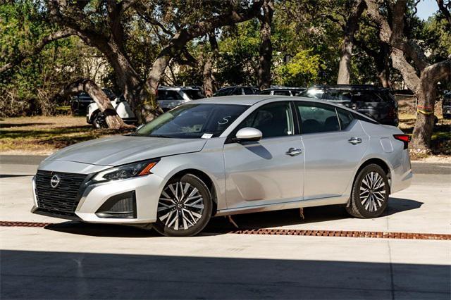 used 2023 Nissan Altima car, priced at $17,919