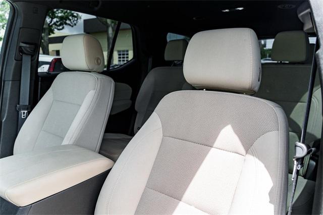used 2022 Chevrolet Traverse car, priced at $23,885