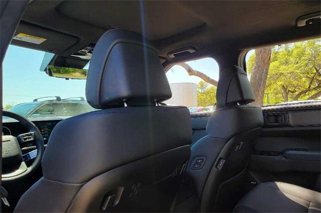 new 2025 Hyundai SANTA FE HEV car, priced at $49,019