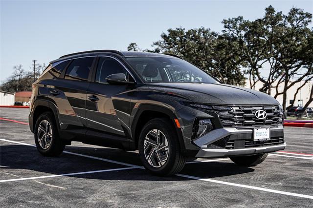 new 2025 Hyundai Tucson Hybrid car, priced at $35,225