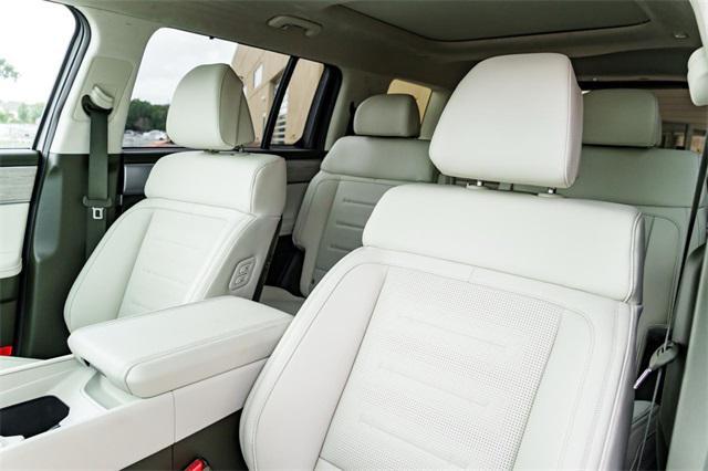 new 2025 Hyundai SANTA FE HEV car, priced at $46,735