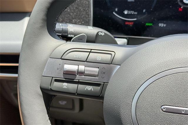 new 2025 Hyundai Sonata Hybrid car, priced at $38,795