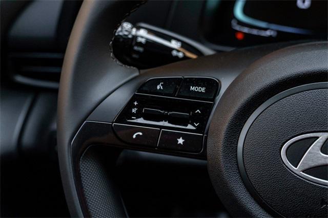 new 2025 Hyundai Elantra car, priced at $22,673