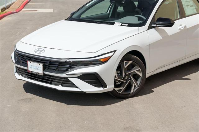 new 2025 Hyundai Elantra car, priced at $26,338