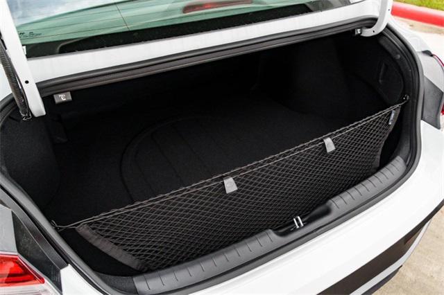 new 2025 Hyundai Elantra car, priced at $28,660