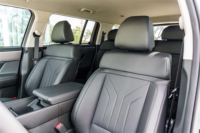 new 2025 Hyundai Santa Fe car, priced at $35,824
