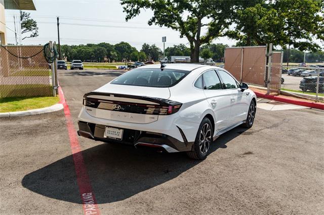 new 2025 Hyundai Sonata car, priced at $29,033