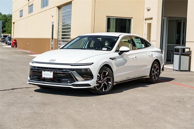 new 2025 Hyundai Sonata car, priced at $29,033