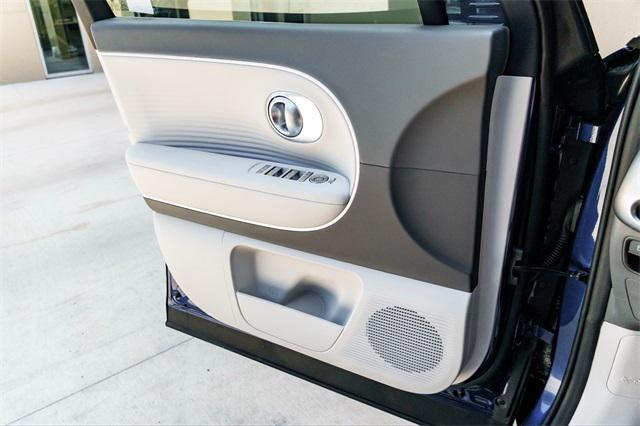 new 2026 Hyundai IONIQ 9 car, priced at $63,910