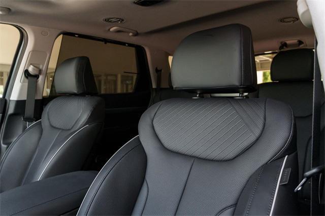 new 2025 Hyundai Palisade car, priced at $42,698