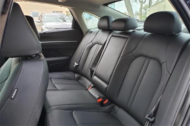 new 2025 Hyundai Sonata Hybrid car, priced at $37,809