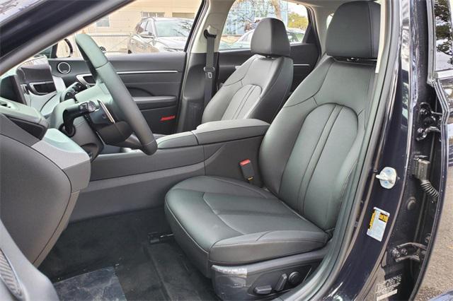 new 2025 Hyundai Sonata Hybrid car, priced at $37,809