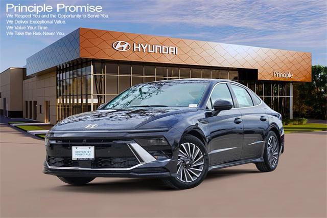 new 2025 Hyundai Sonata Hybrid car, priced at $37,809