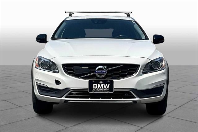 used 2015 Volvo V60 Cross Country car, priced at $9,900