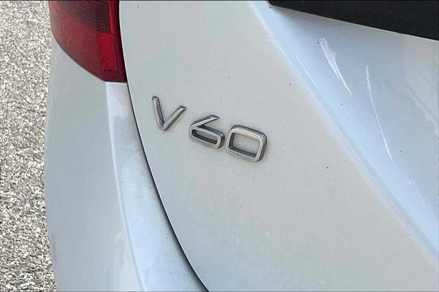 used 2015 Volvo V60 Cross Country car, priced at $9,900