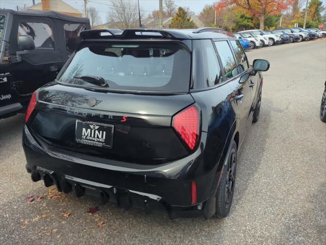 new 2025 MINI Hardtop car, priced at $40,830