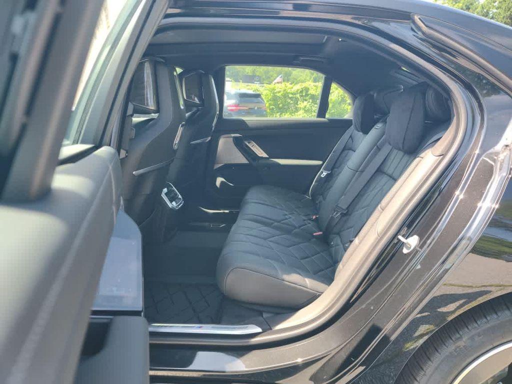 new 2025 BMW i7 car, priced at $117,400