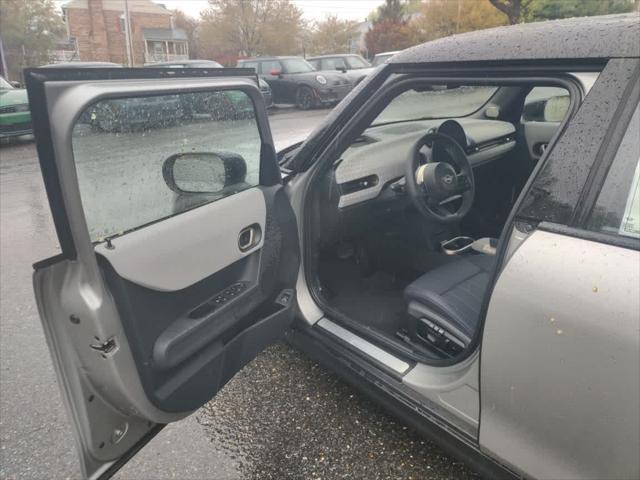 new 2025 MINI Hardtop car, priced at $39,560