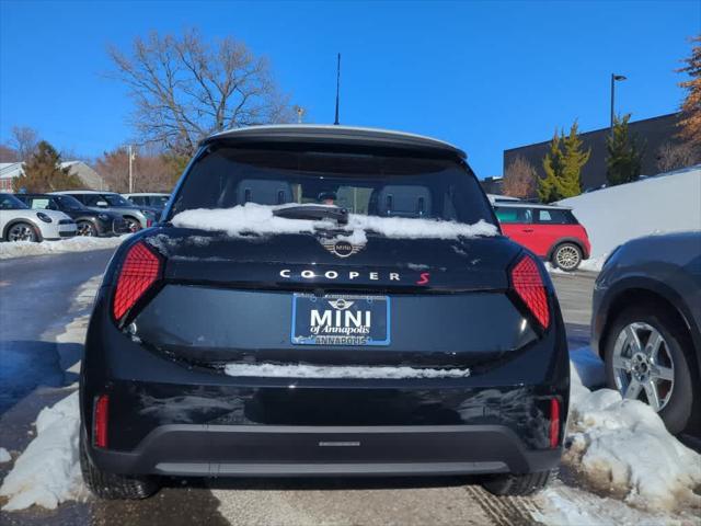 new 2025 MINI Hardtop car, priced at $36,935