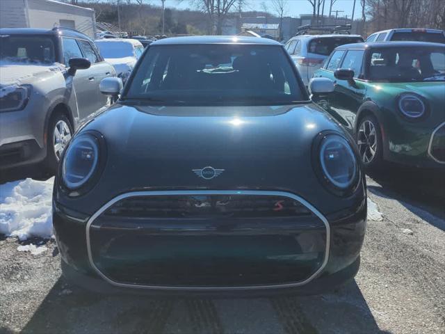 new 2025 MINI Hardtop car, priced at $36,935