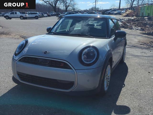 new 2025 MINI Hardtop car, priced at $36,110