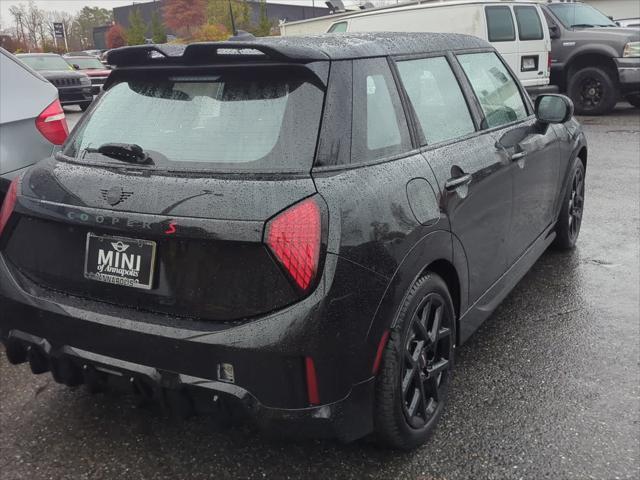 new 2025 MINI Hardtop car, priced at $40,580