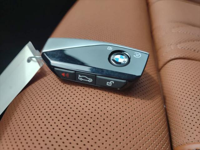 new 2026 BMW X7 car, priced at $102,880