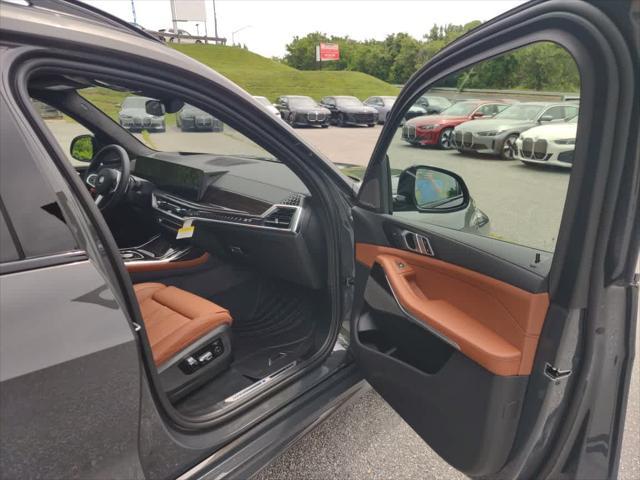 new 2026 BMW X7 car, priced at $102,880