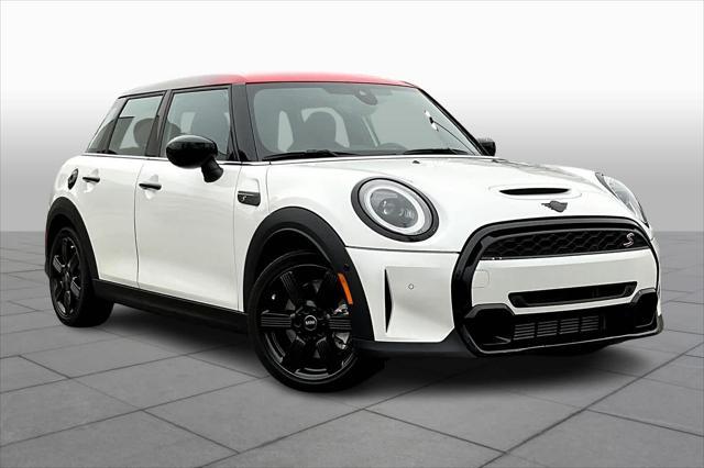 used 2023 MINI Hardtop car, priced at $25,772