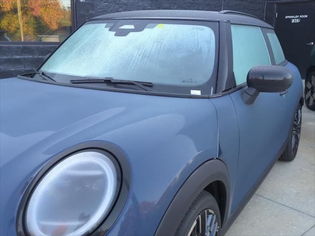 new 2025 MINI Hardtop car, priced at $39,190