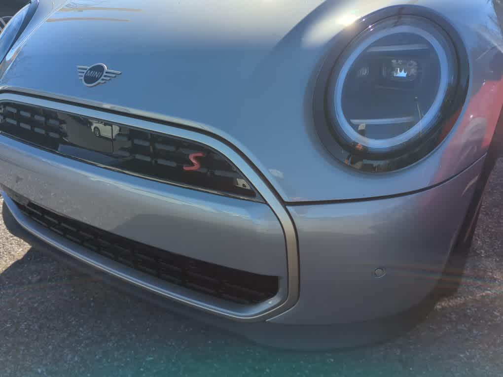 new 2025 MINI Hardtop car, priced at $38,700