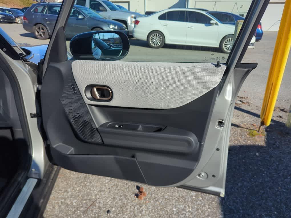 new 2025 MINI Hardtop car, priced at $38,700