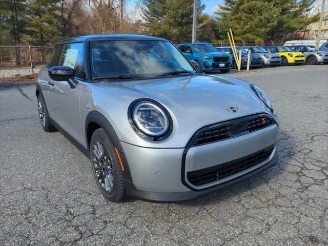 new 2025 MINI Hardtop car, priced at $35,935