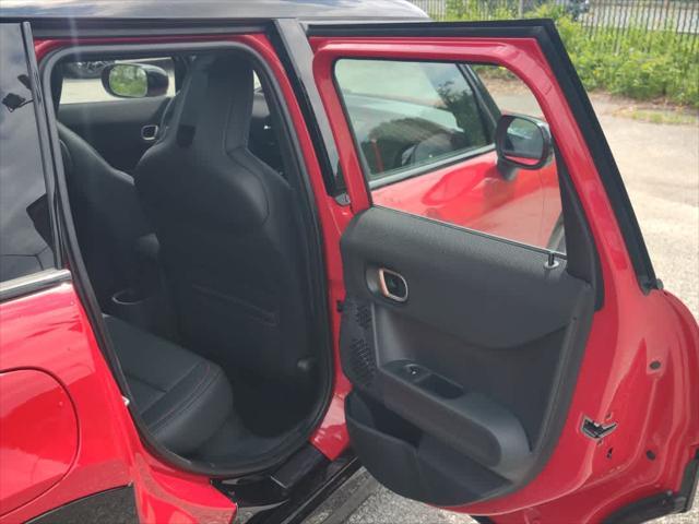 new 2025 MINI Hardtop car, priced at $42,405
