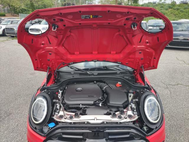 new 2025 MINI Hardtop car, priced at $42,405