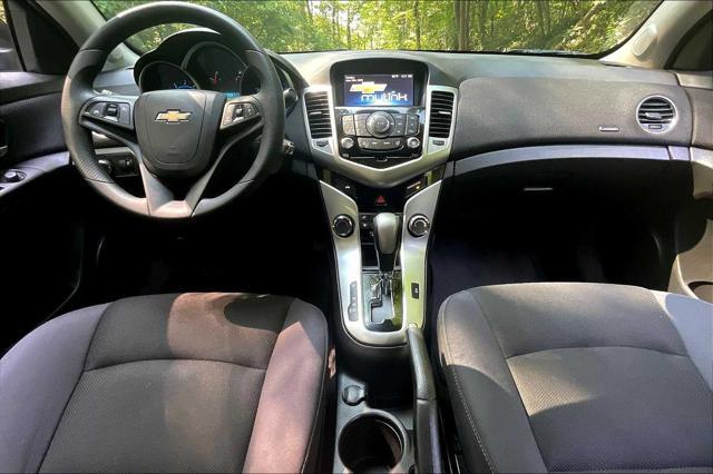 used 2015 Chevrolet Cruze car, priced at $9,990