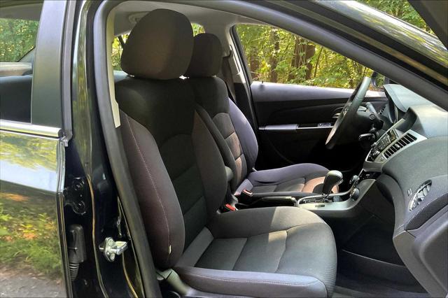 used 2015 Chevrolet Cruze car, priced at $9,990