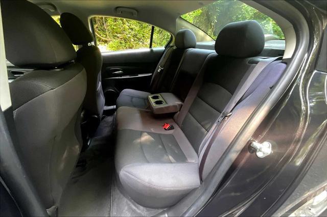 used 2015 Chevrolet Cruze car, priced at $9,990